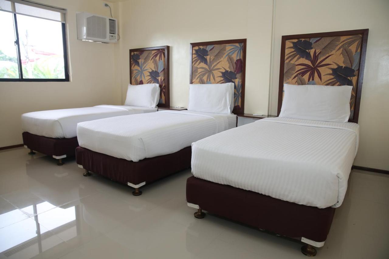 Eon Centennial Resort Hotel&Waterpark Iloilo City Buitenkant foto